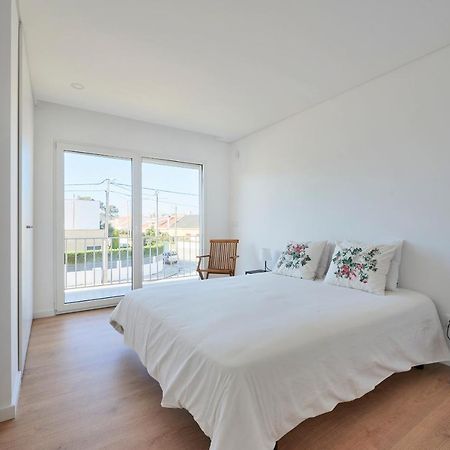 Aroeira Villa W/ Pool Near Beach, By Timecooler エクステリア 写真