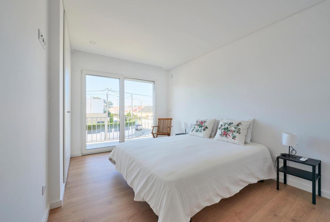 Aroeira Villa W/ Pool Near Beach, By Timecooler エクステリア 写真