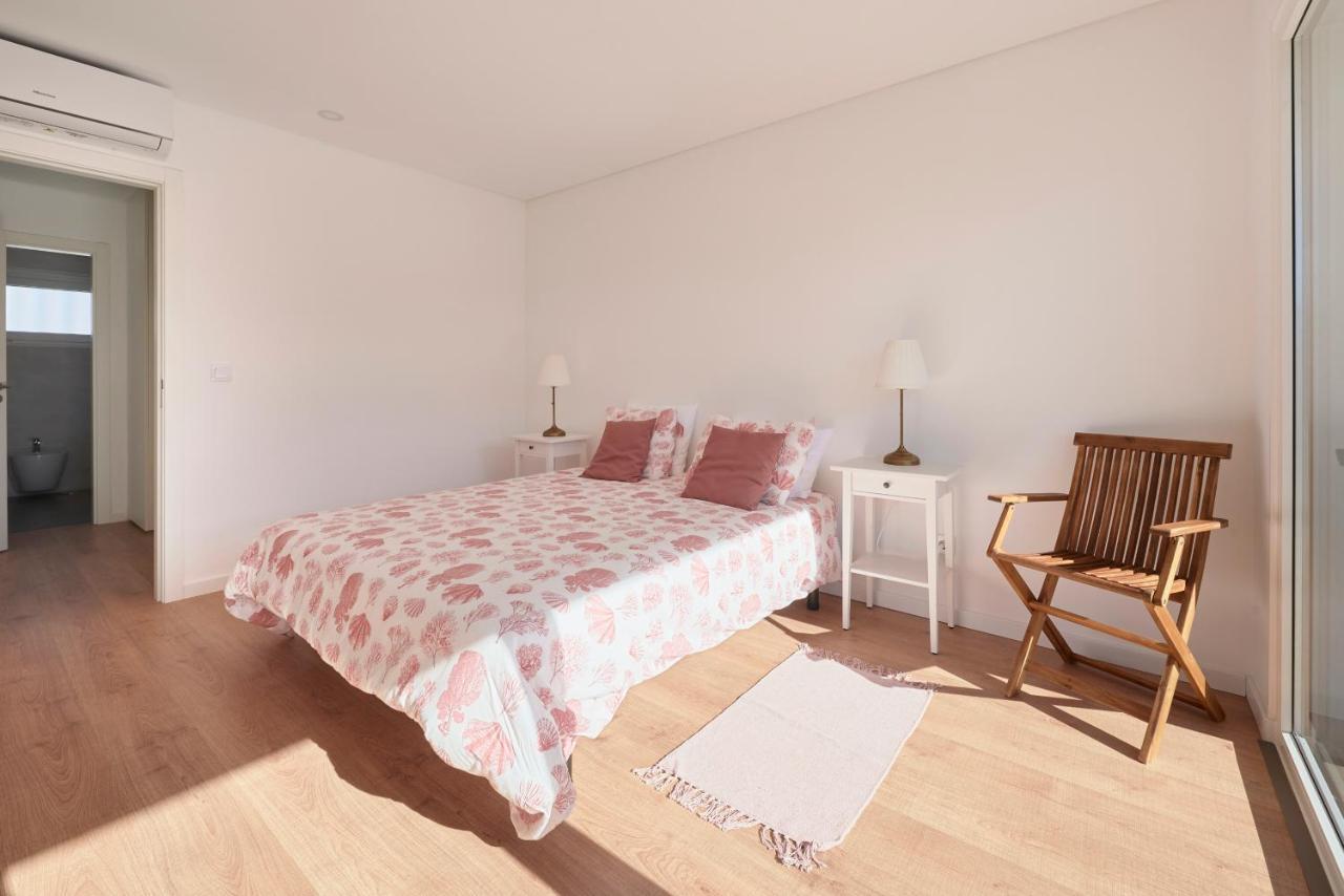 Aroeira Villa W/ Pool Near Beach, By Timecooler エクステリア 写真