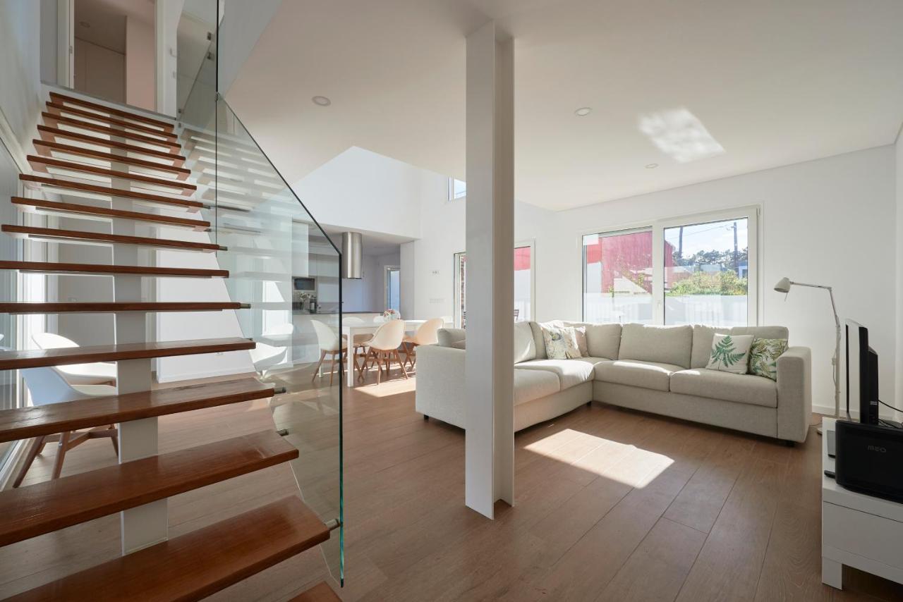 Aroeira Villa W/ Pool Near Beach, By Timecooler エクステリア 写真