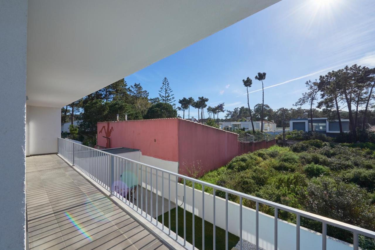 Aroeira Villa W/ Pool Near Beach, By Timecooler エクステリア 写真